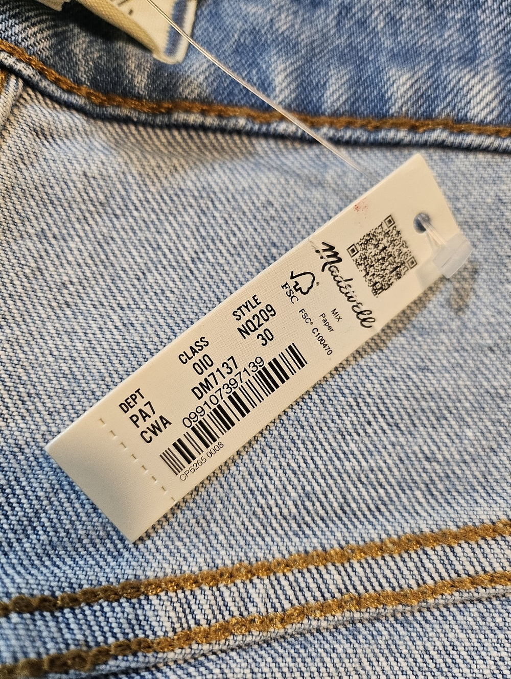 NWT Madewell The Curvy Perfect Vintage Jean Comfort Stretch High Rise Raw Hem - Picture 12 of 16